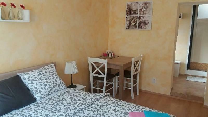 Apartman Lotos Mikulov Exterior foto